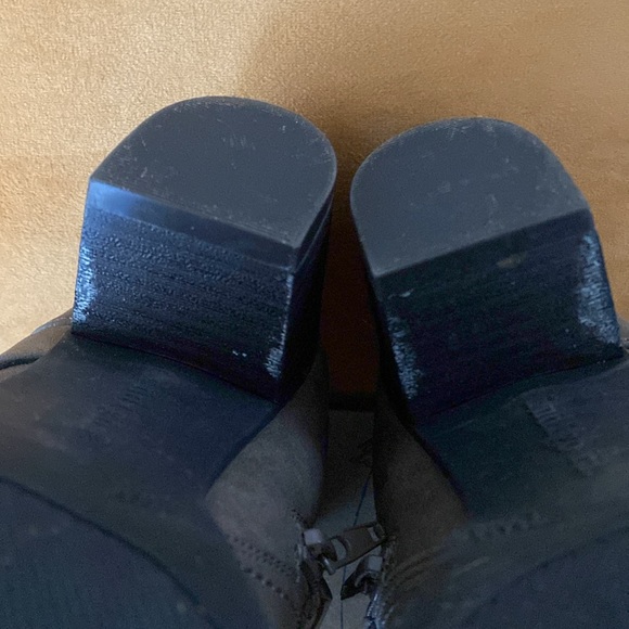 Indigo Road Woman’s Booties - Picture 6 of 6